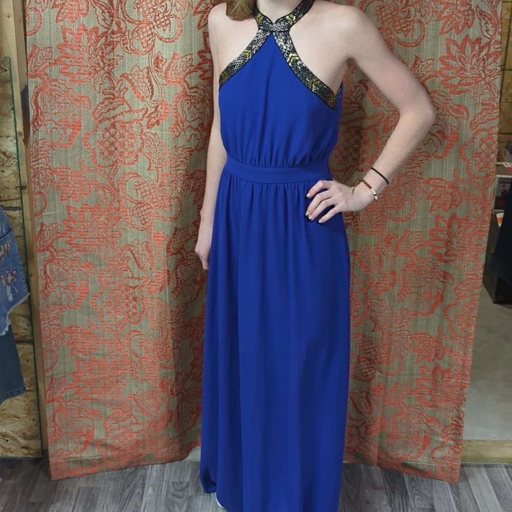 The clothing Co. formal/prom dress floor length‎ halter top beaded royal blue